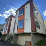 北海道札幌市 賃貸12の11 土地165.46平米 アパート2棟 満室時利回り14.99％  告知事項有り