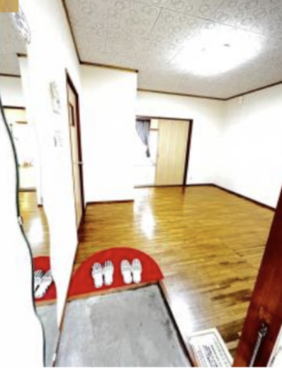 (玄関)