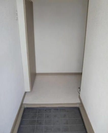 (玄関)