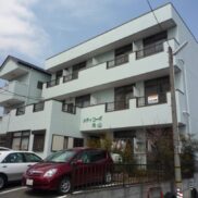 群馬県渋川市 賃貸9の6 鉄骨造 1R×8戸、4DK×1戸 満室時利回り14.31％