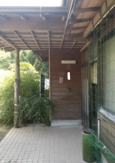 玄関ポーチ(外観)