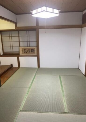 (居間)