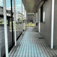 外廊下(外観)