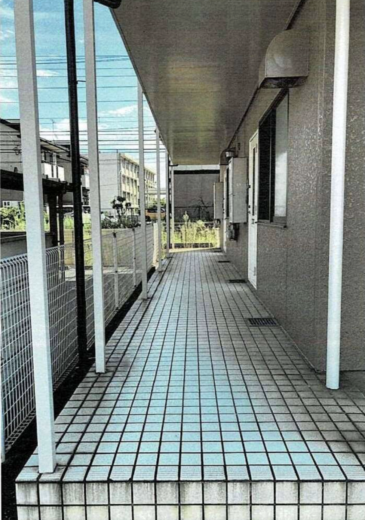 外廊下(外観)
