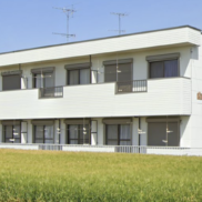 茨城県下妻市 満室稼働中 土地1708.4平米 2棟一括 1LDK×8戸、2LDK×18戸 満室時利回り13.43％