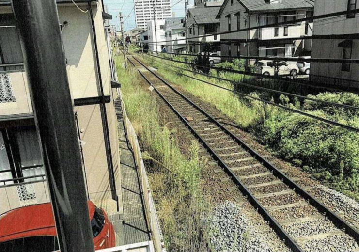 線路沿い(外観)