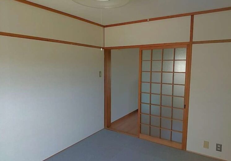 (居間)