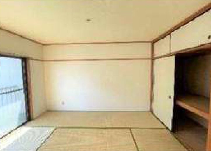 (居間)