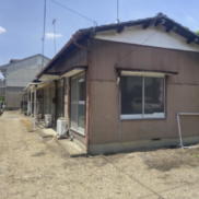 群馬県館林市 賃貸8の2 土地1065.92平米 5棟一括 アパート2DK×4戸＋平屋4棟 満室時利回り14.31%