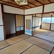(居間)