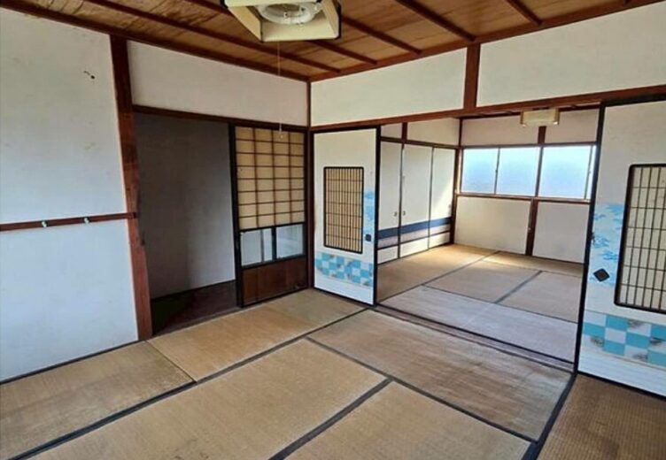 (居間)