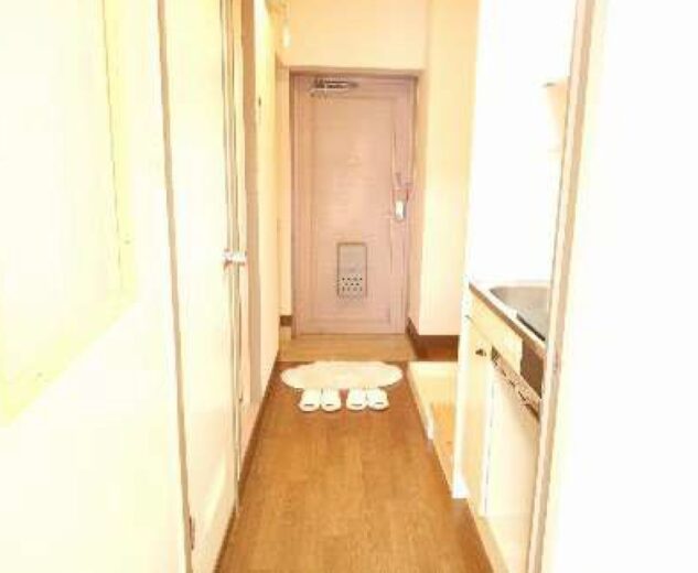 (玄関)