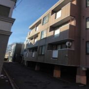 北海道札幌市 賃貸9の8 鉄骨造 2LDK×9戸 満室時利回り8.47％