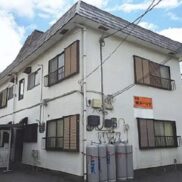 埼玉県鴻巣市 9/10賃貸中 満室想定利回り 13.47％ 現況利回り 12.27％ 太陽光有り 再建築不可 近隣路線価64000円 最寄り駅徒歩約15分 スーパー約1分 